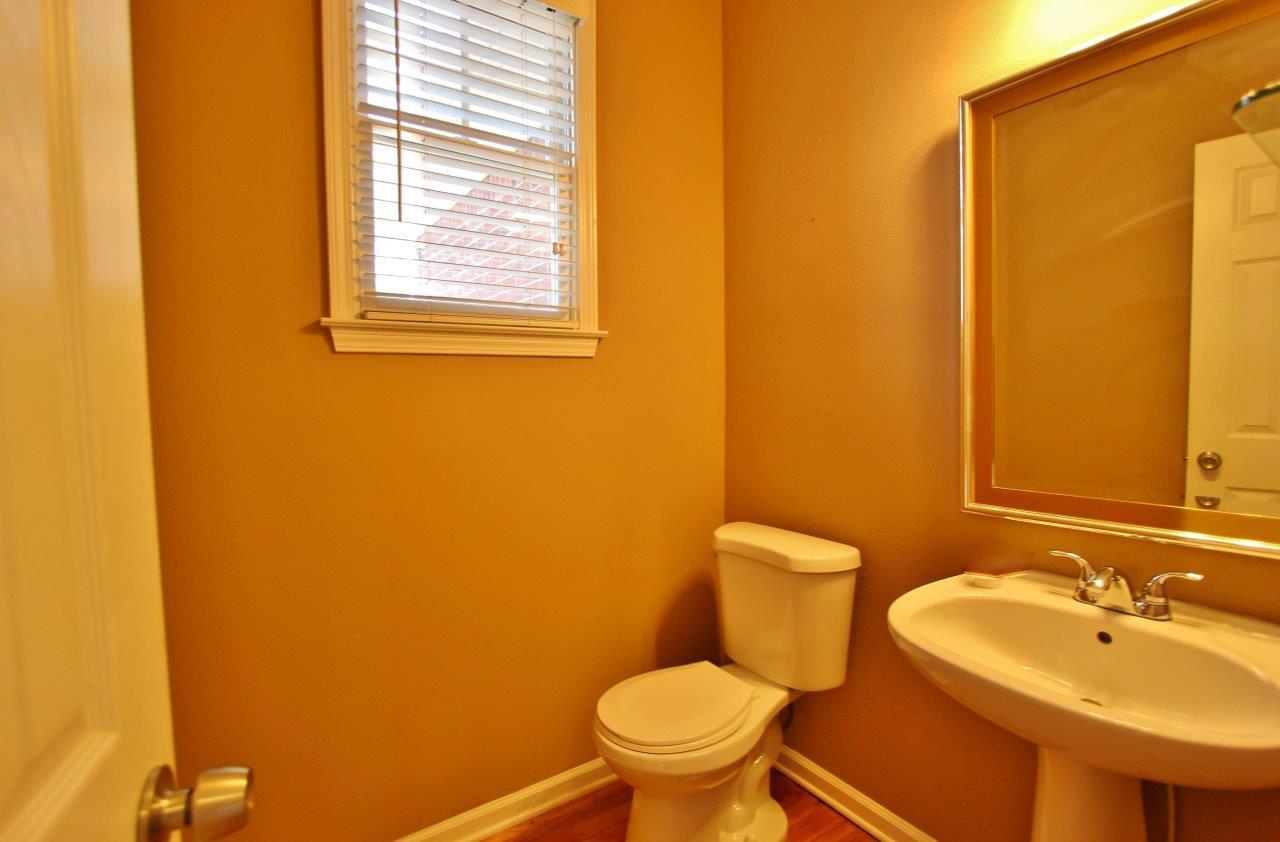 1302 Nicholson Pl, Suwanee, GA 30024 photo 4