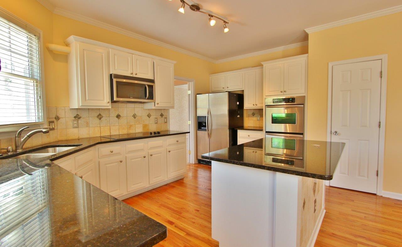 1302 Nicholson Pl, Suwanee, GA 30024 photo 8