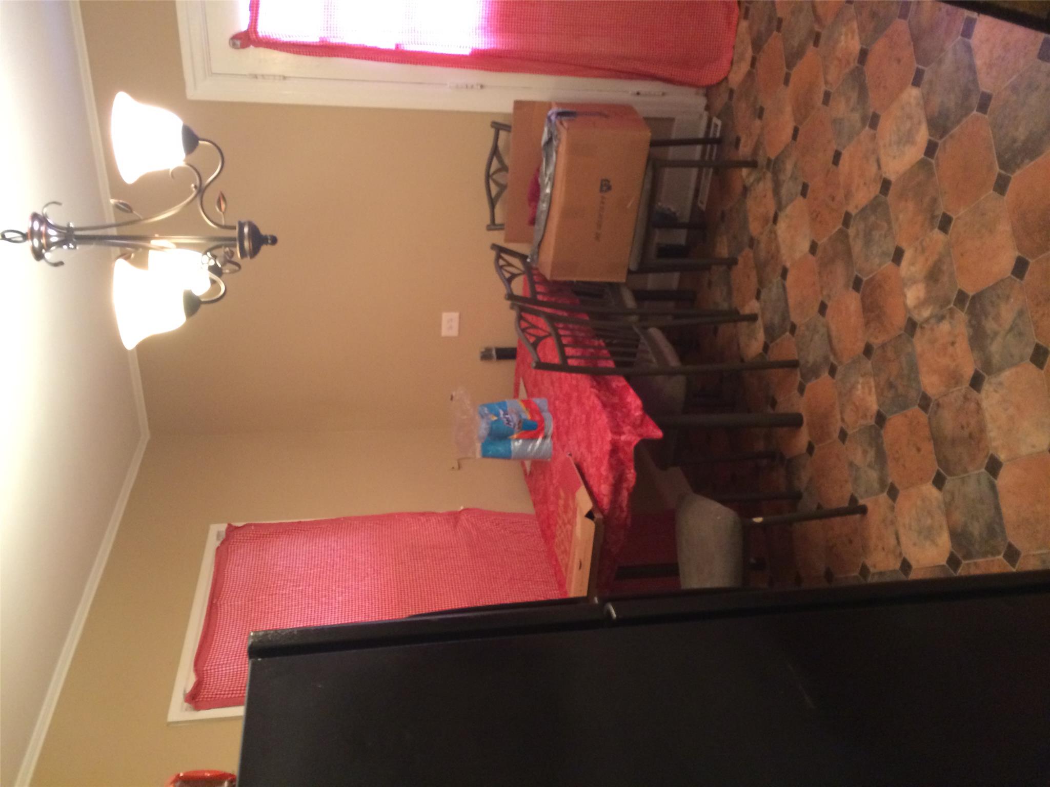 217 King St, Winder, GA 30680 photo 9