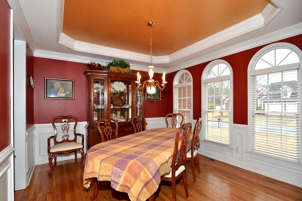 5062 Tottenham Ct, Suwanee, GA 30024 photo 9