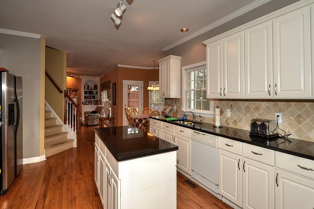 5062 Tottenham Ct, Suwanee, GA 30024 photo 5