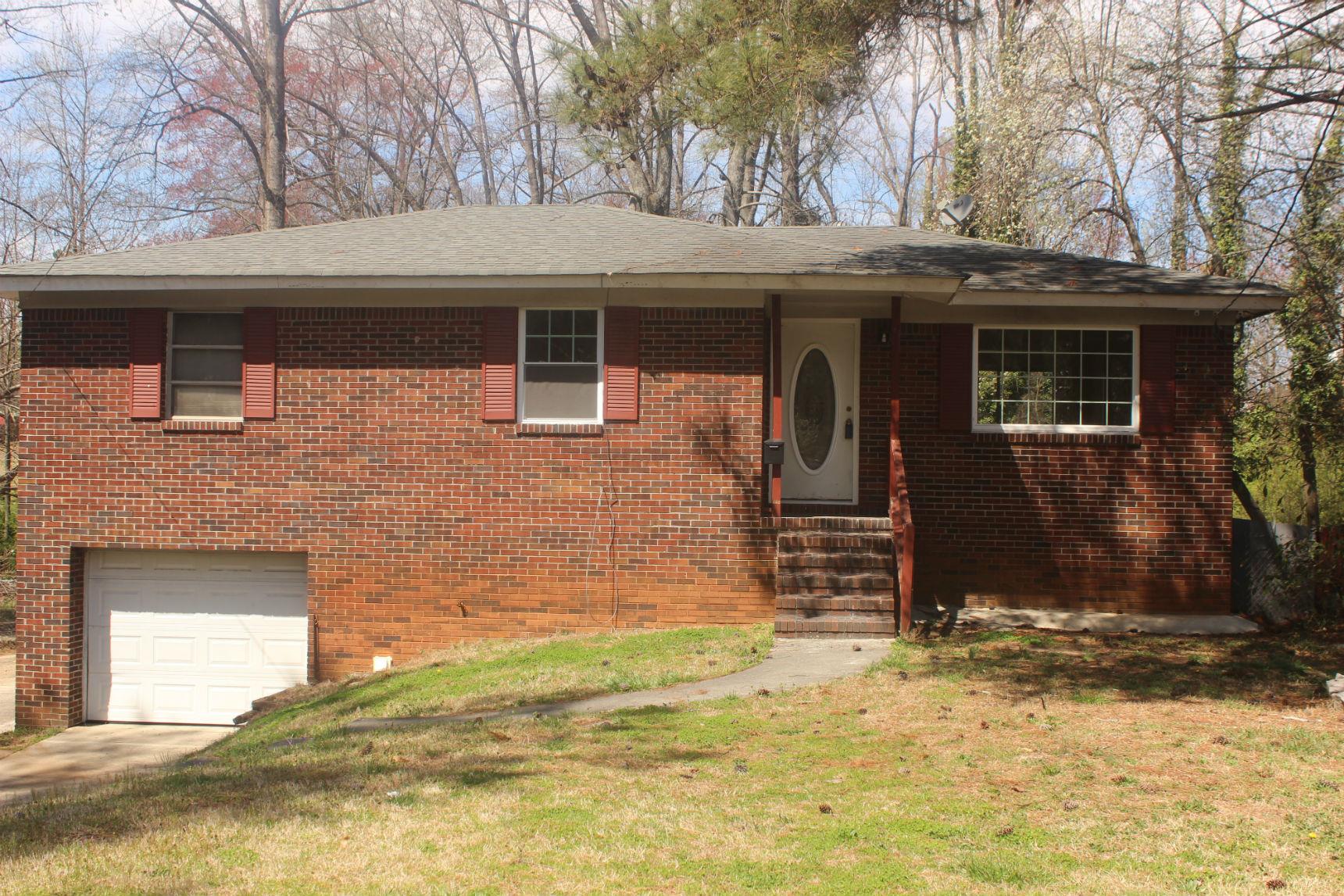 5324 Orchard Pl, Morrow, GA 30260 photo 1