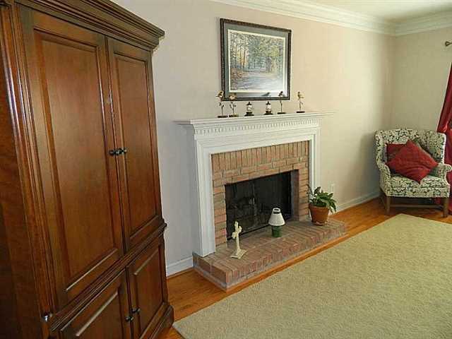 2025 Peachbluff Dr, Duluth, GA 30097 photo 8