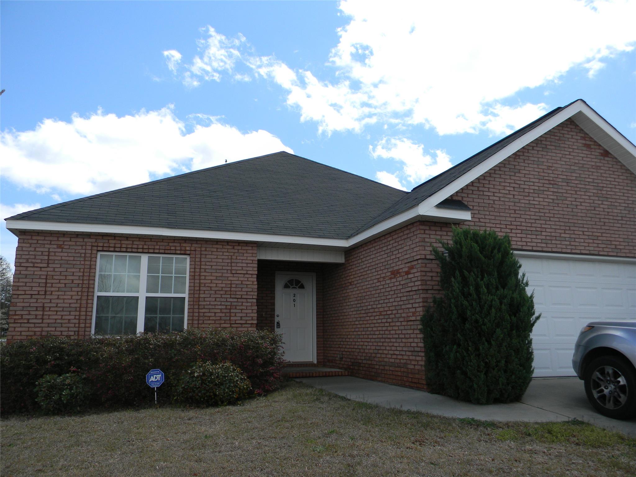 201 Wray, Warner Robins, GA 31093 photo 1