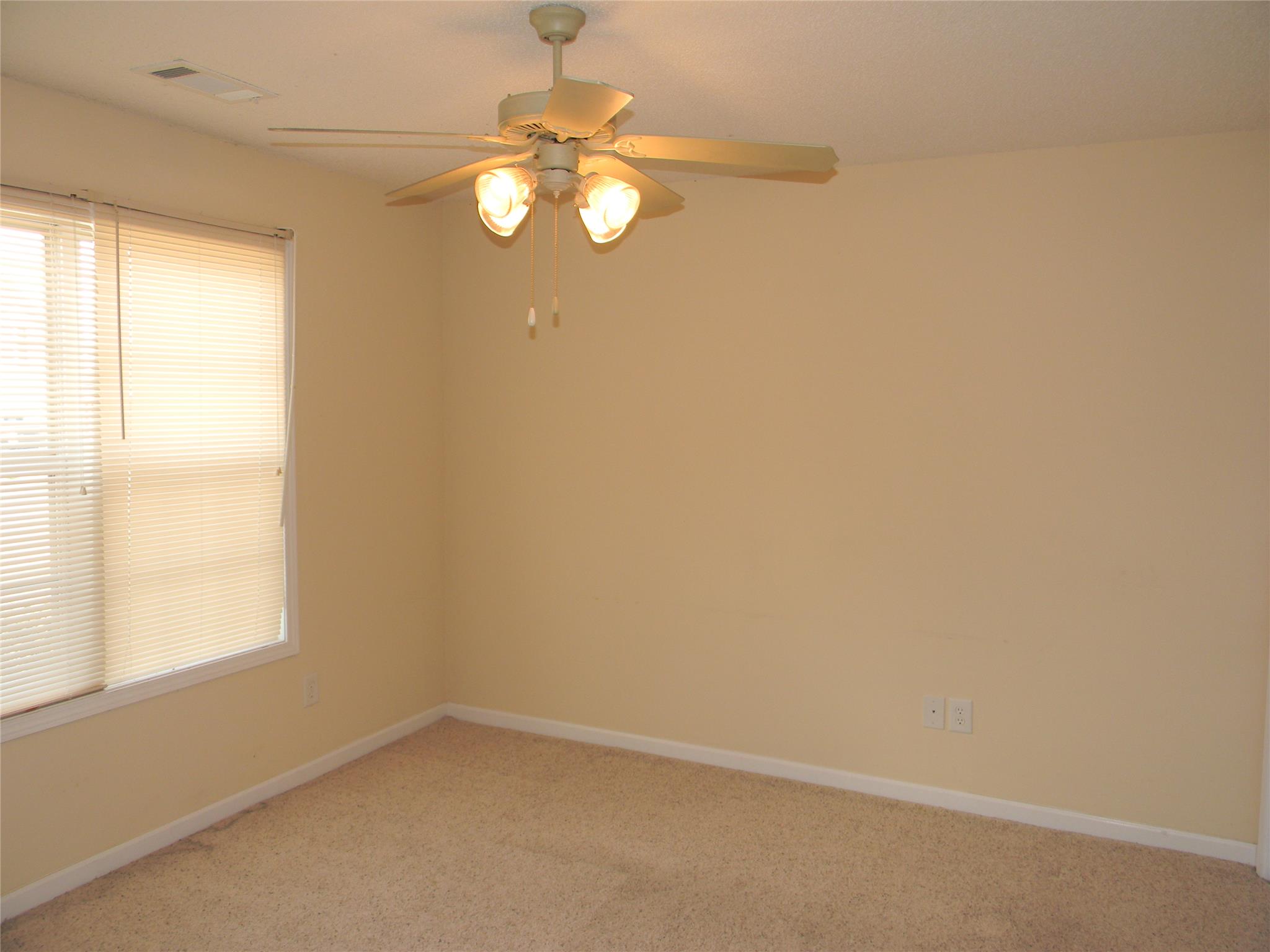 201 Wray, Warner Robins, GA 31093 photo 2