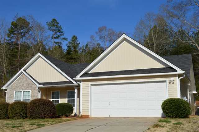 733 Moonlite Trce, Winder, GA 30680 photo 1