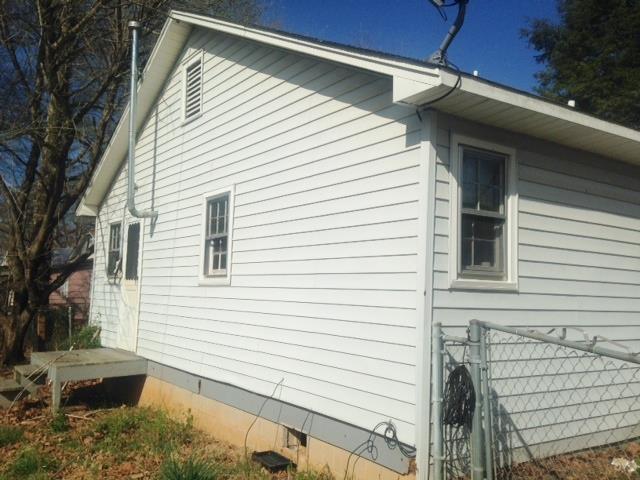 214 Midway Xing, Cornelia, GA 30531 photo 2