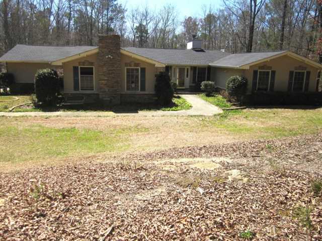 1019 White Rd, White, GA 30184 photo 1