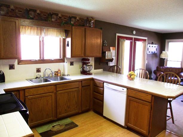 2895 Cascade Dr, Gainesville, GA 30504 photo 6