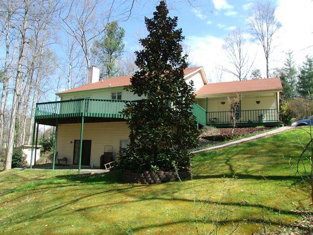 2895 Cascade Dr, Gainesville, GA 30504 photo 1