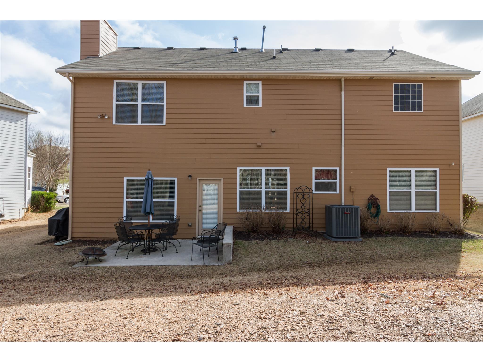 945 Tree Top Dr, Suwanee, GA 30024 photo 19