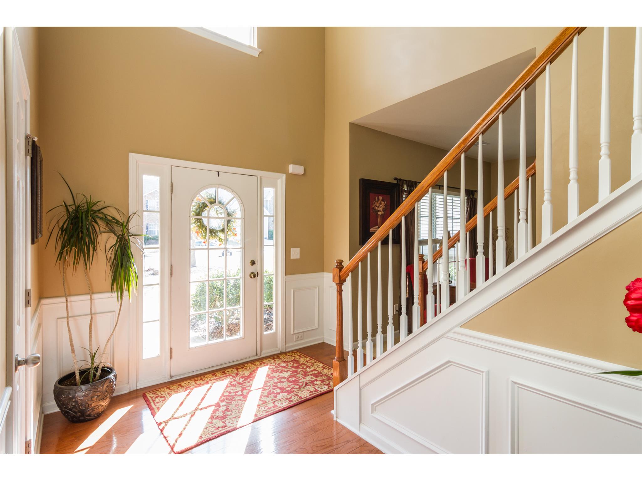 945 Tree Top Dr, Suwanee, GA 30024 photo 5