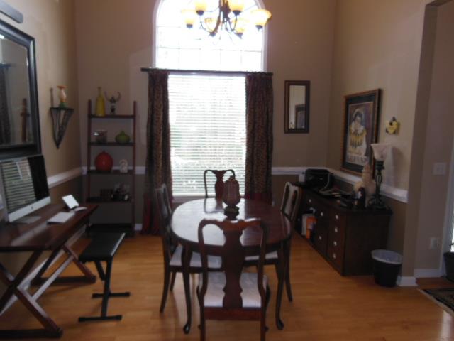 2076 Suwanee Woods Ln, Duluth, GA 30097 photo 3