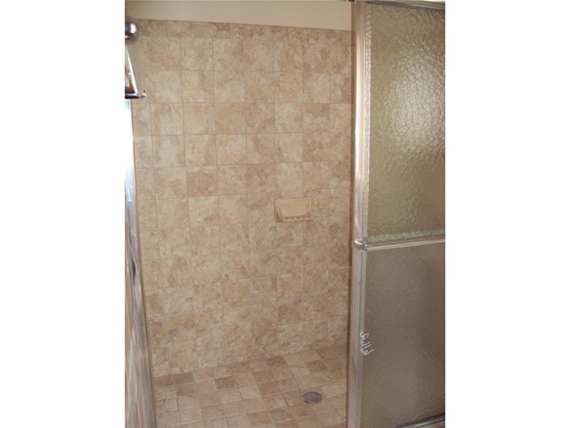 1352 John Robert Dr, Morrow, GA 30260 photo 2