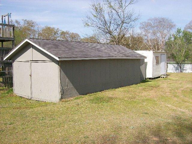 107 Azalea, Gordon, GA 31031 photo 9
