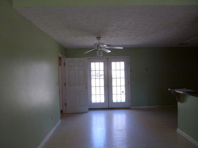 206 Lisa Ct, Hampton, GA 30228 photo 5