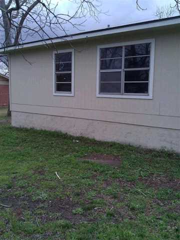 402 E 11th St, Alma, GA 31510 photo 7