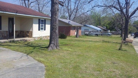 402 E 11th St, Alma, GA 31510 photo 3