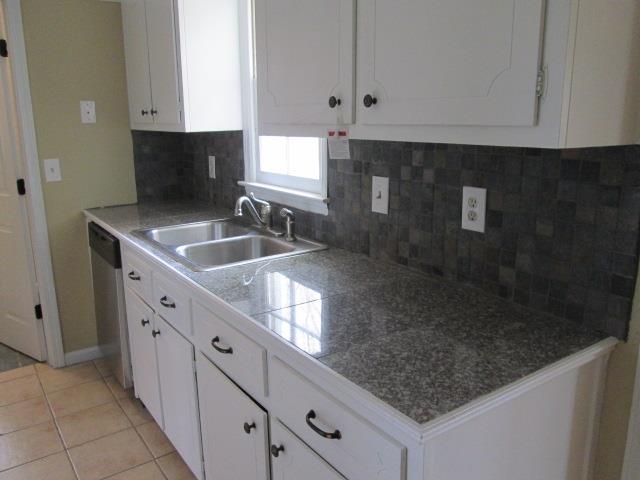 73 Elberta Dr, Jefferson, GA 30549 photo 2