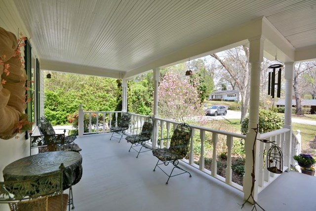 133 Dickson Dr, Jefferson, GA 30549 photo 4