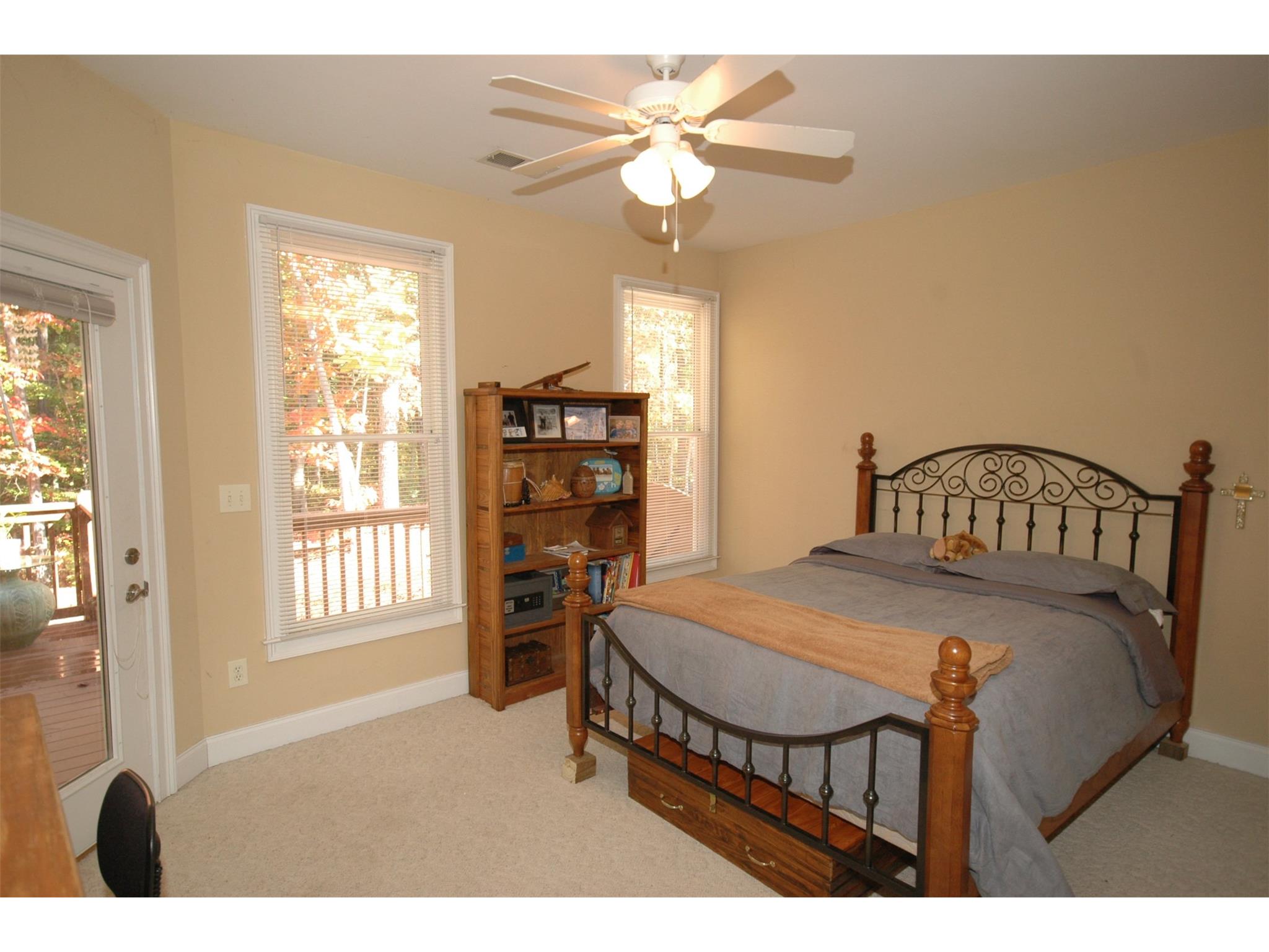 317 Harvey Fields Dr, Canton, GA 30114 photo 3