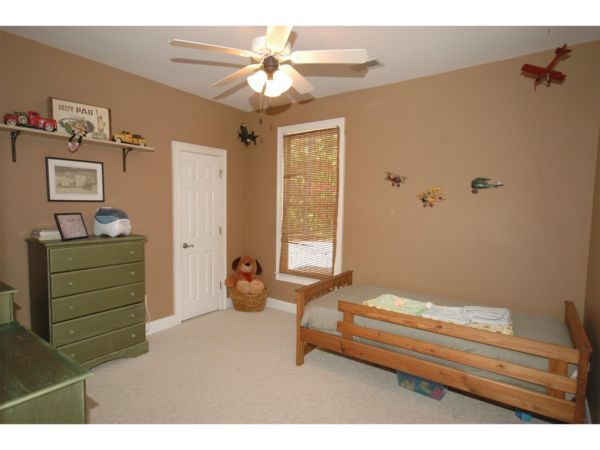 317 Harvey Fields Dr, Canton, GA 30114 photo 4
