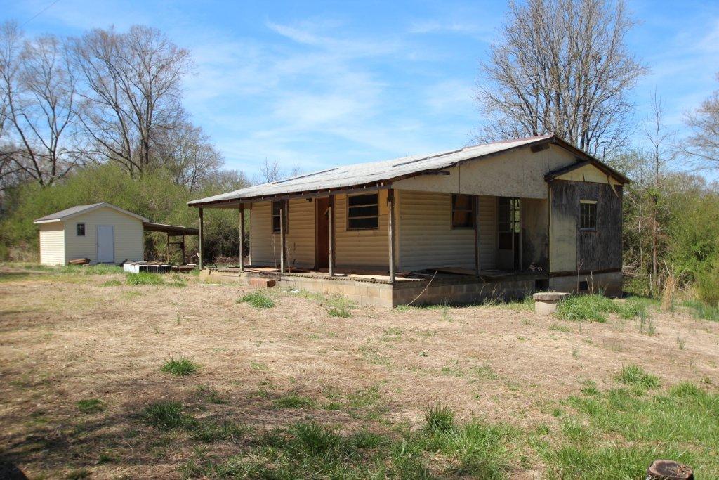155 E King Rd, Commerce, GA 30529 photo 2