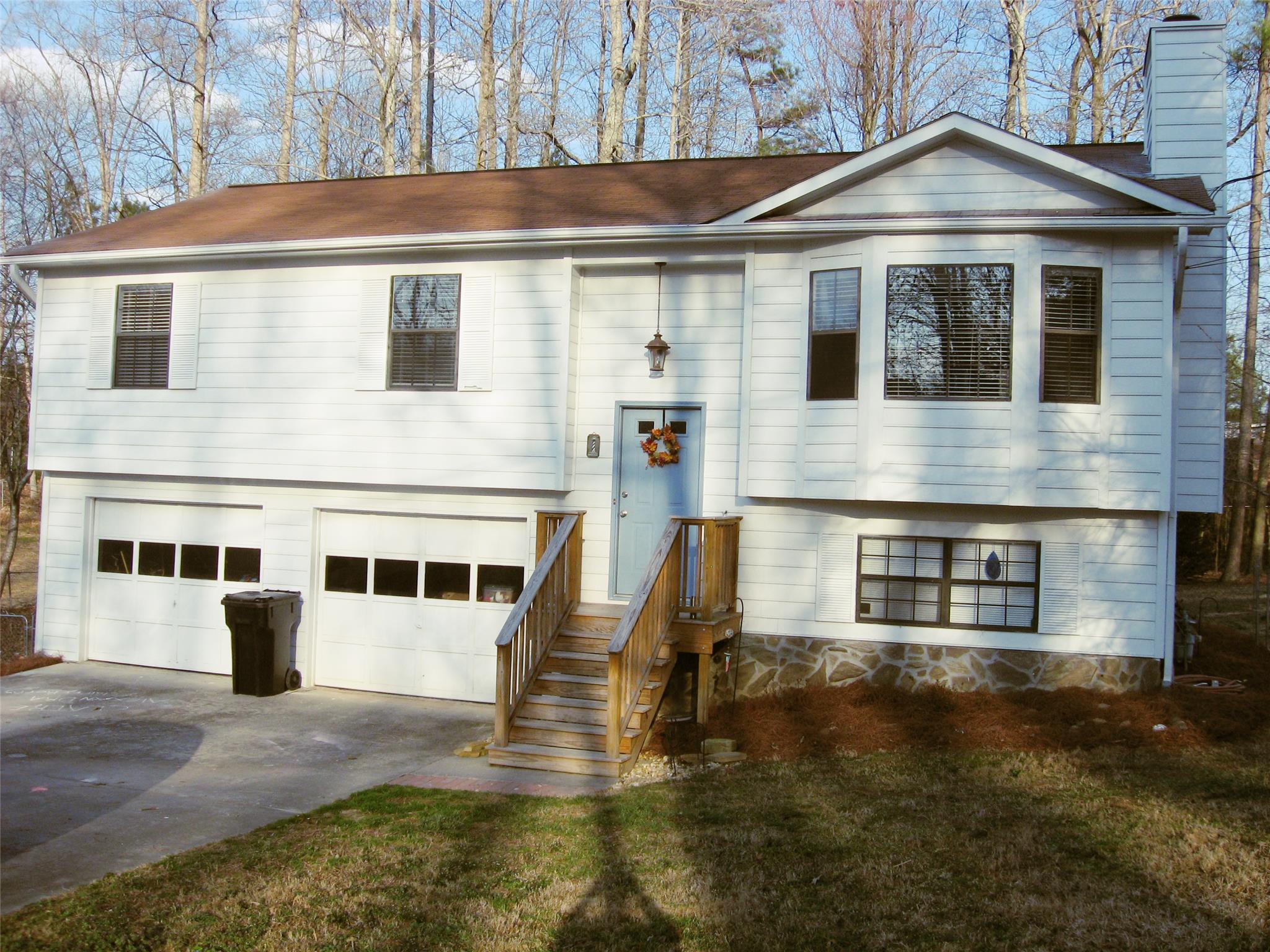 2011 Dennis Pl, Buford, GA 30519 photo 1