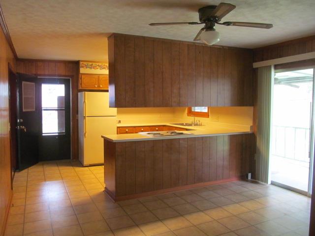 250 E Lakeview Dr, Lagrange, GA 30240 photo 6