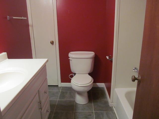 250 E Lakeview Dr, Lagrange, GA 30240 photo 8