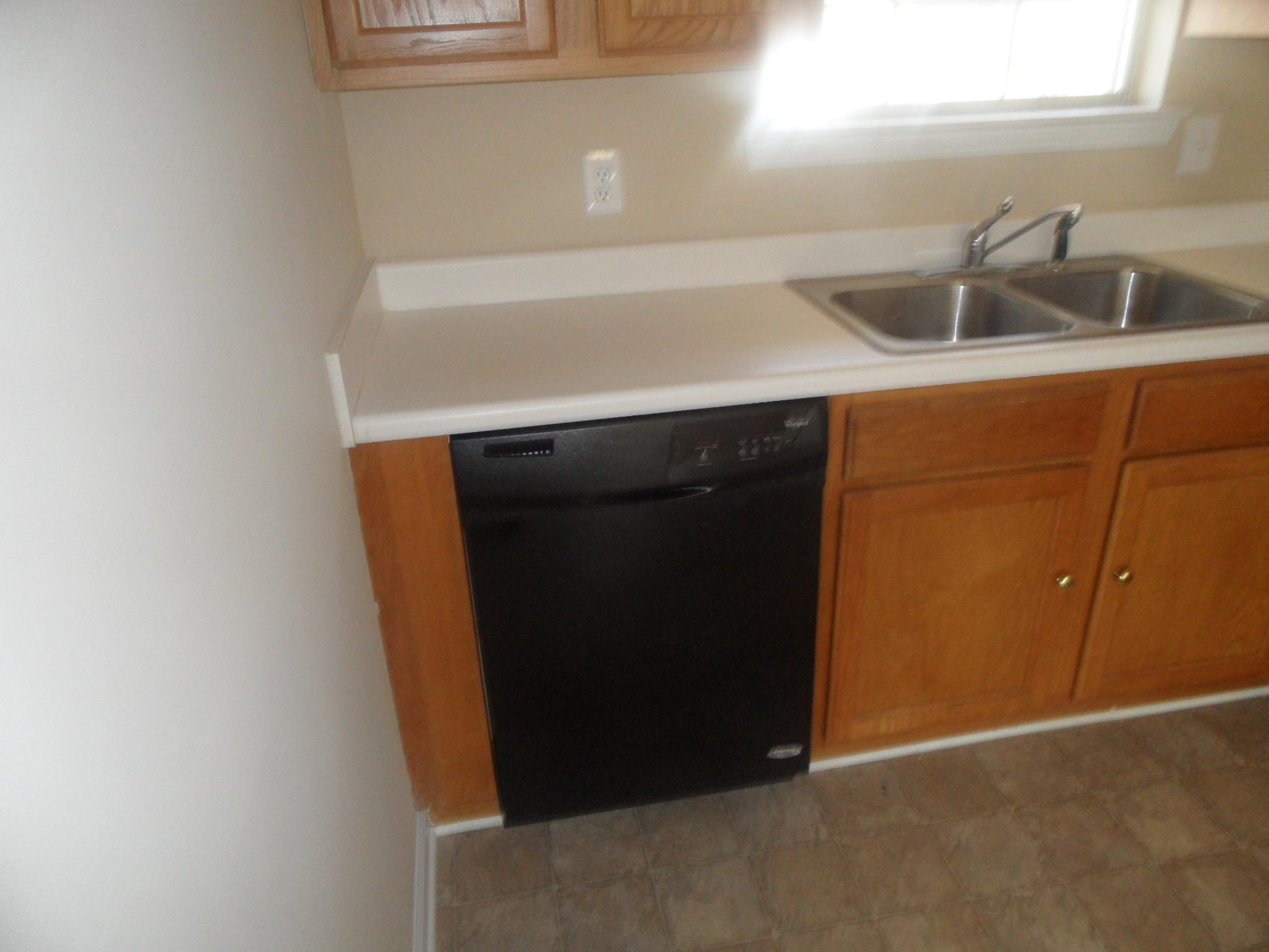 105 Whitehead Dr, Covington, GA 30016 photo 12