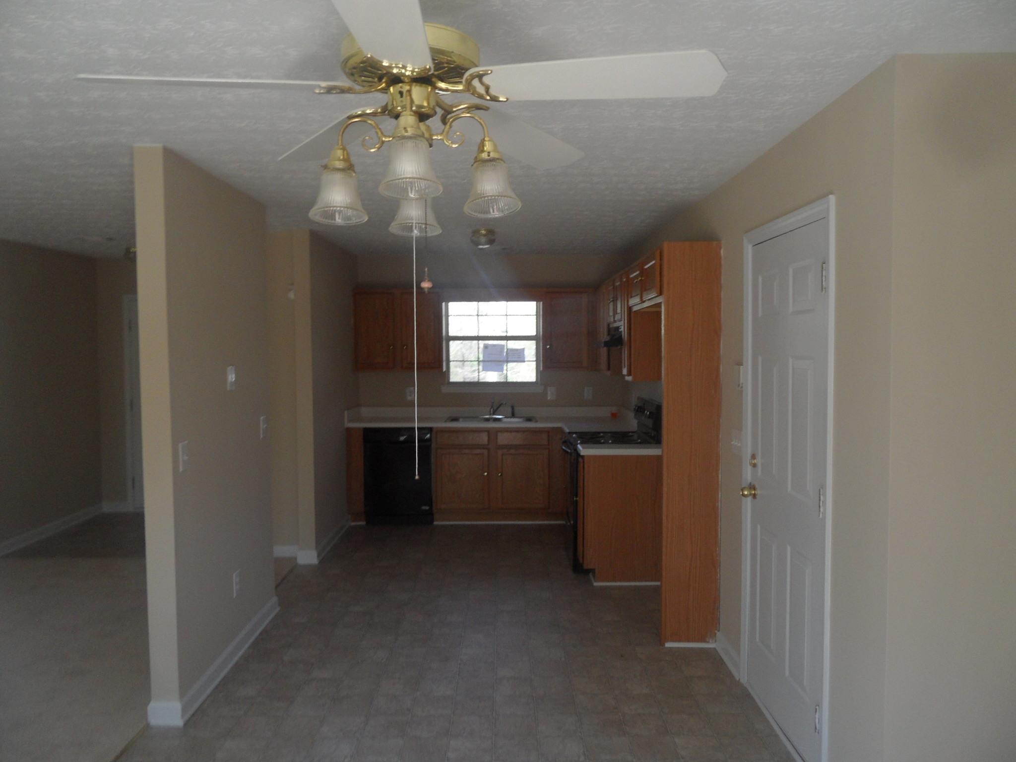 105 Whitehead Dr, Covington, GA 30016 photo 4