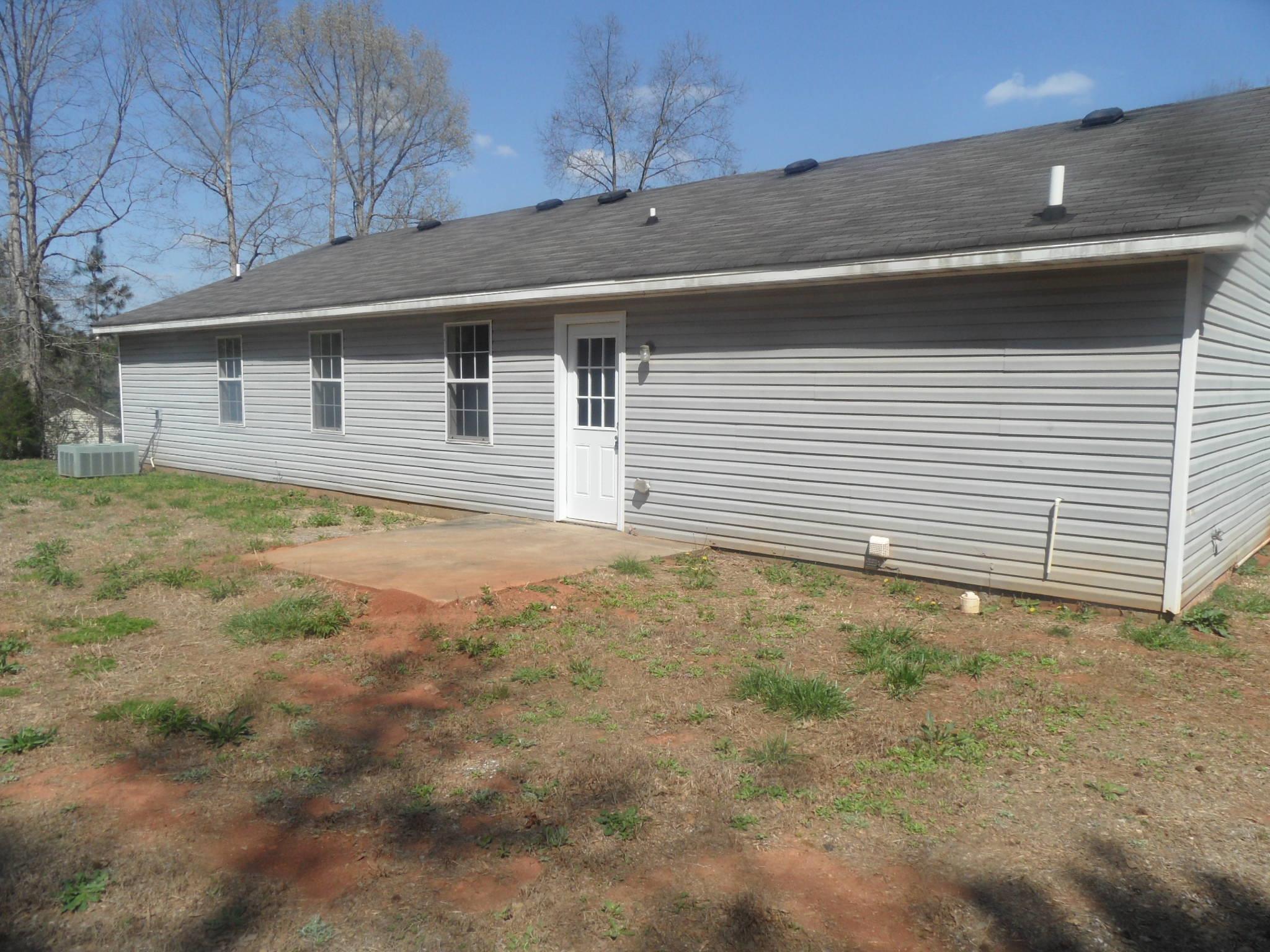 105 Whitehead Dr, Covington, GA 30016 photo 3