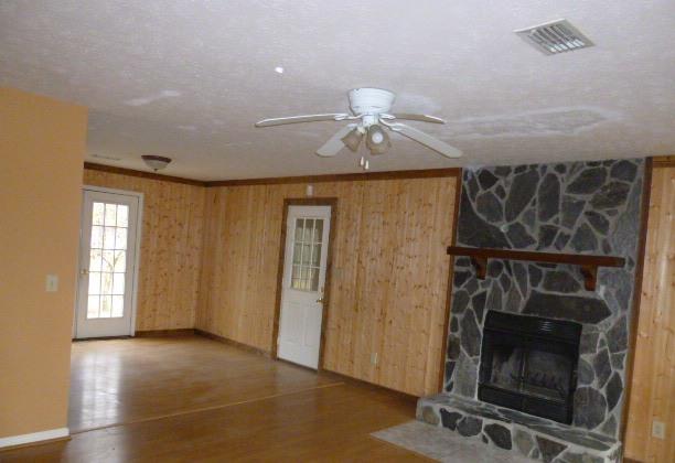 1032 Stewart Rd, Lagrange, GA 30241 photo 3