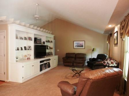 409 Pecan Cir, Forsyth, GA 31029 photo 2