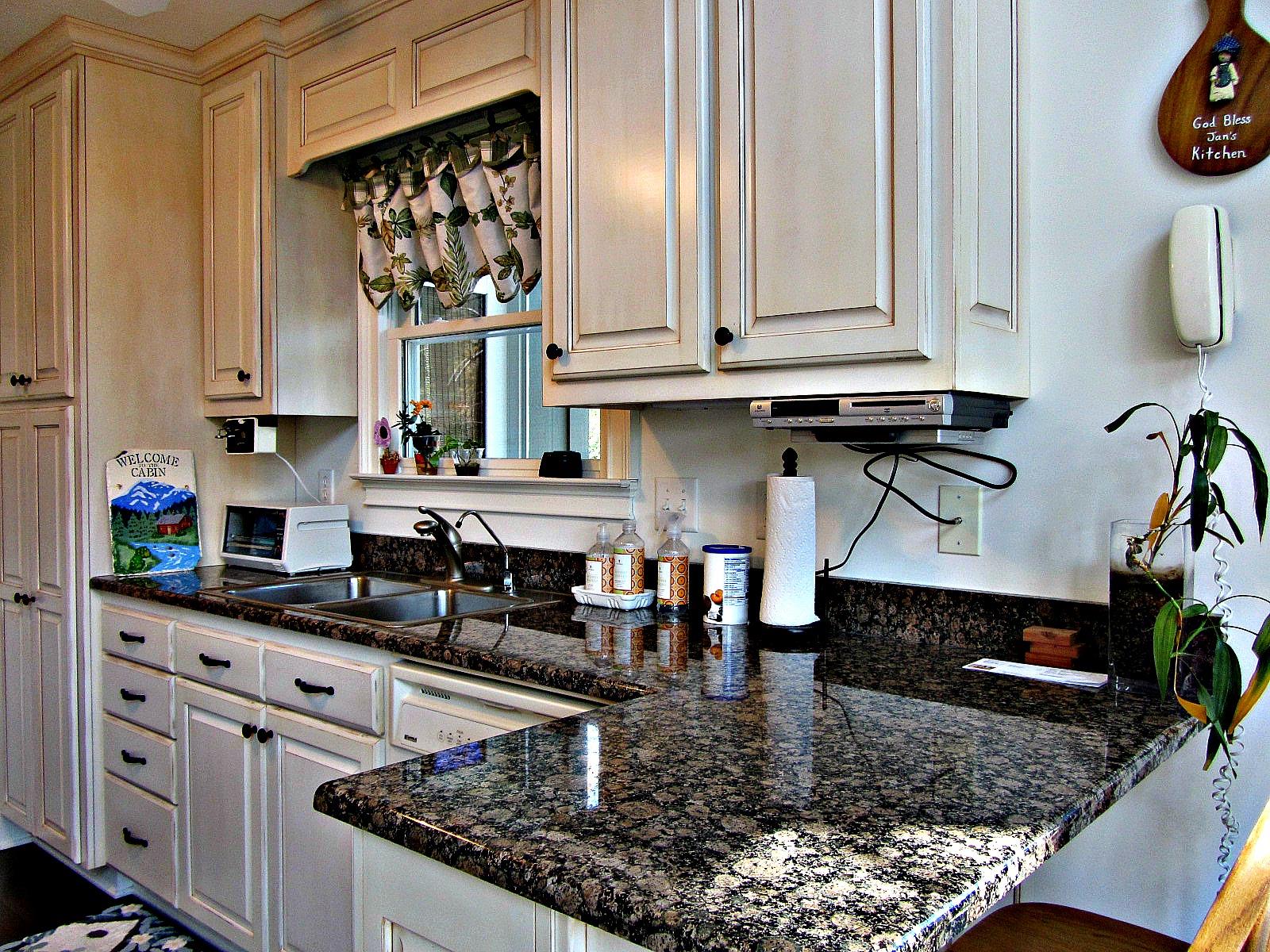150 Watts Mill Rd, Clarkesville, GA 30523 photo 4