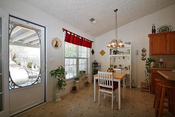 3010 Millpine Ct, Buford, GA 30519 photo 14