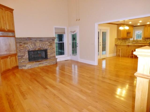 4876 Goddards Ford Rd, Gainesville, GA 30504 photo 2