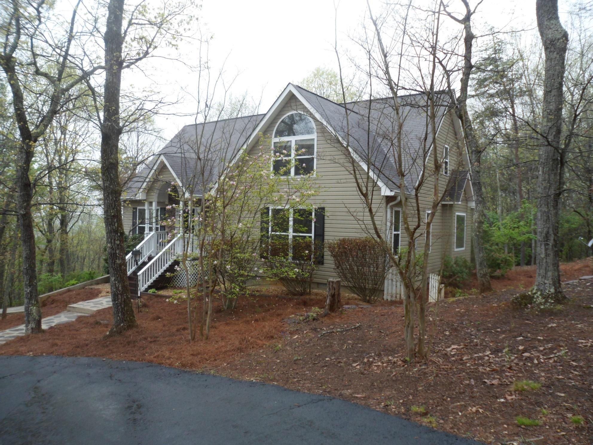 135 Highlands Dr, Clarkesville, GA 30523 photo 21