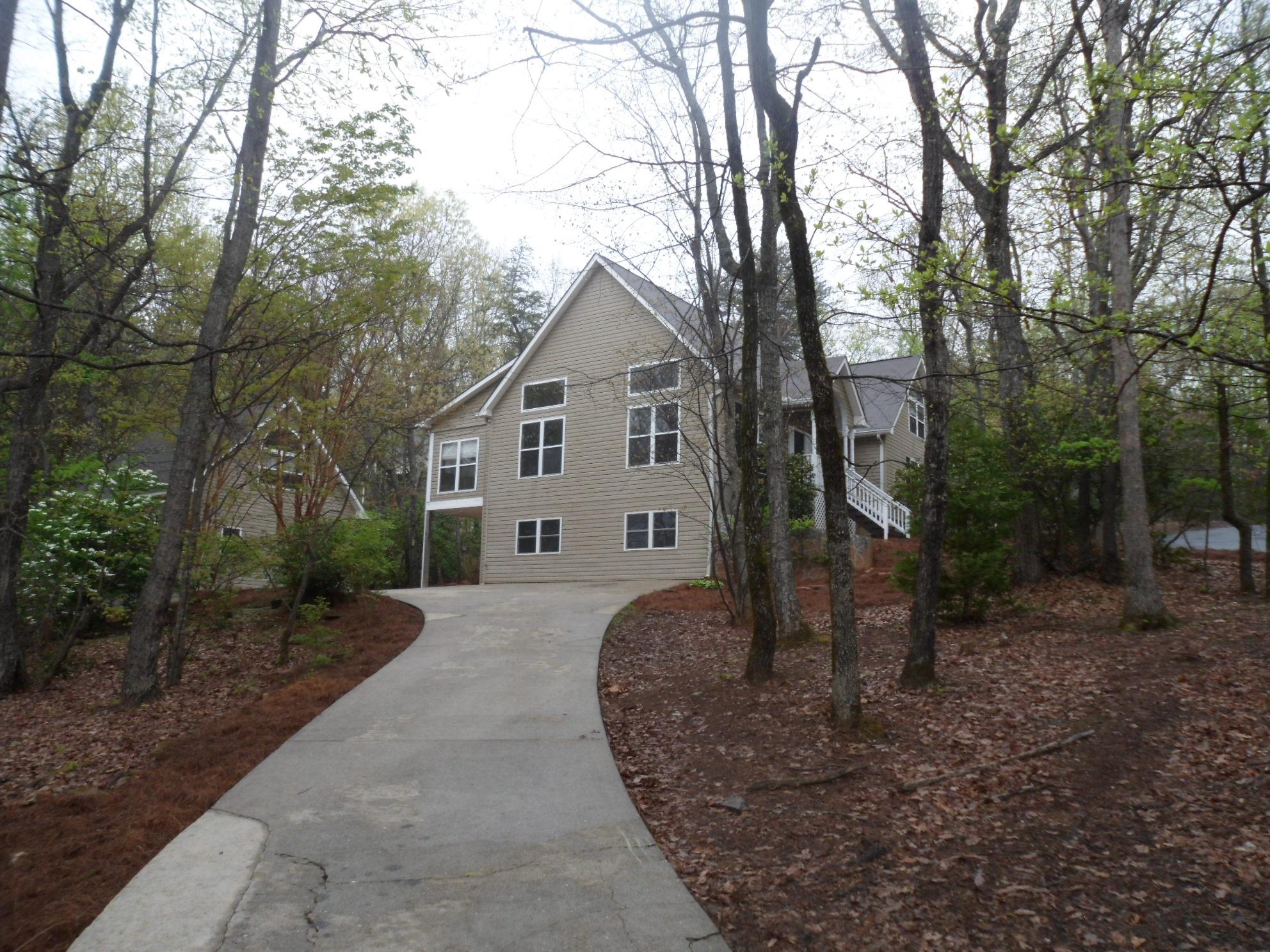 135 Highlands Dr, Clarkesville, GA 30523 photo 19
