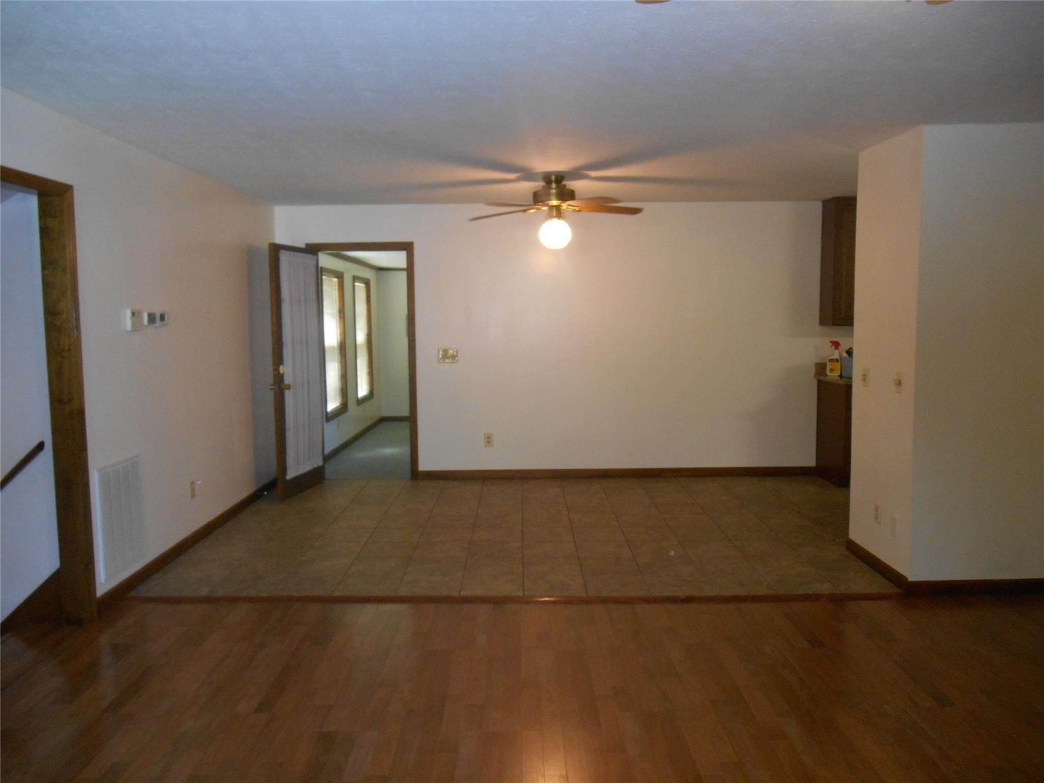 139 N Lake Dr, Lagrange, GA 30240 photo 3
