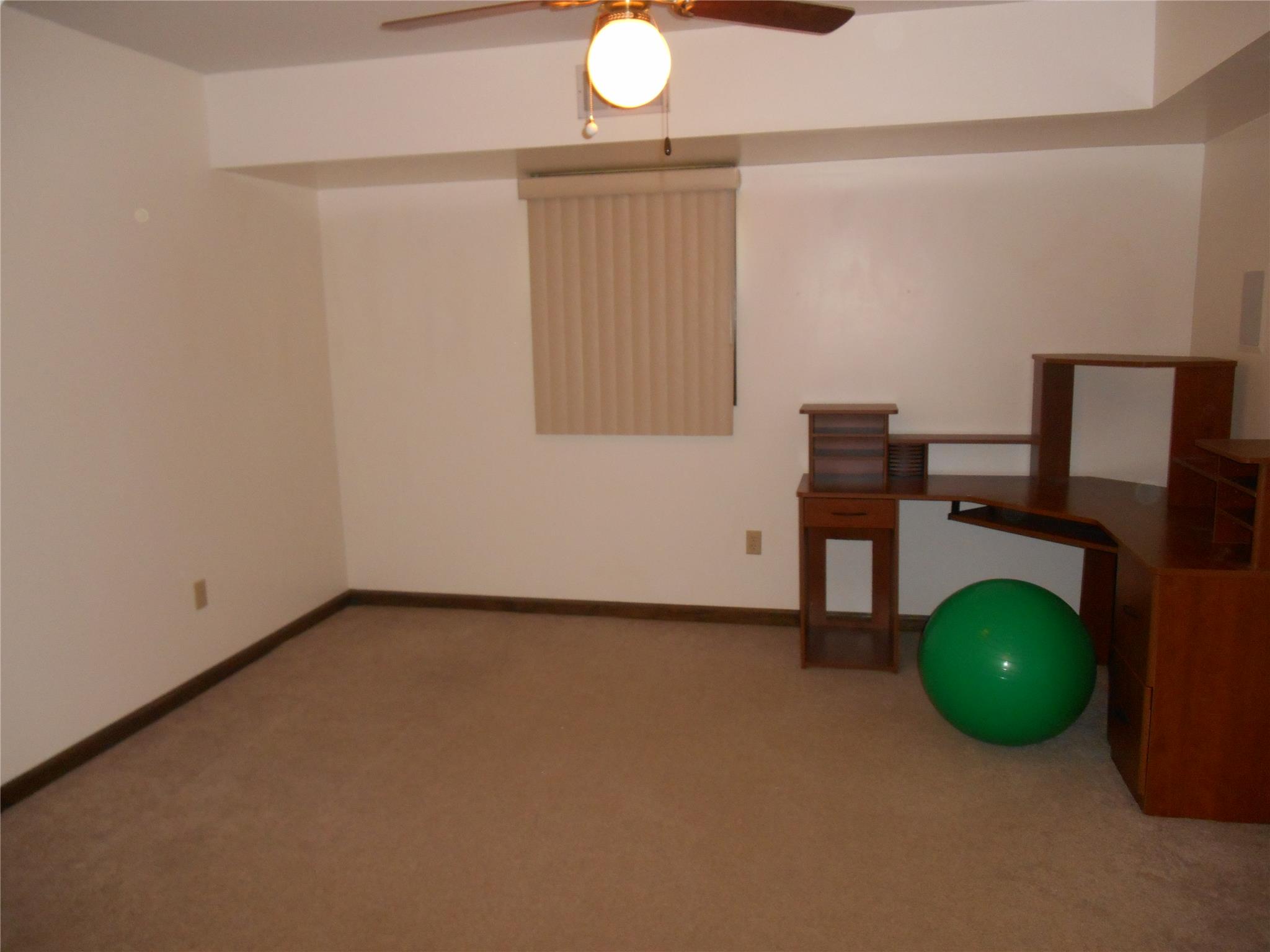 139 N Lake Dr, Lagrange, GA 30240 photo 5