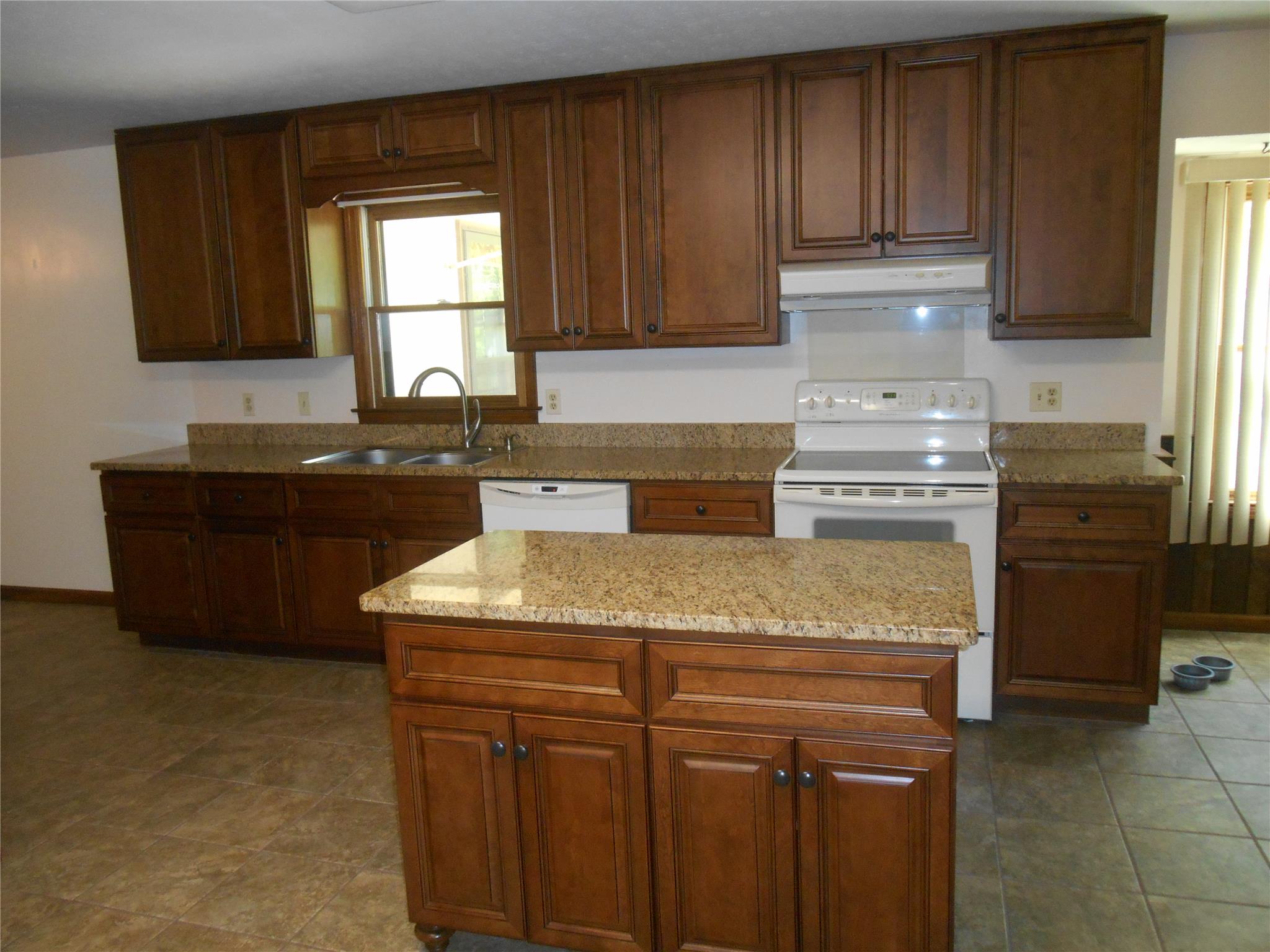 139 N Lake Dr, Lagrange, GA 30240 photo 16