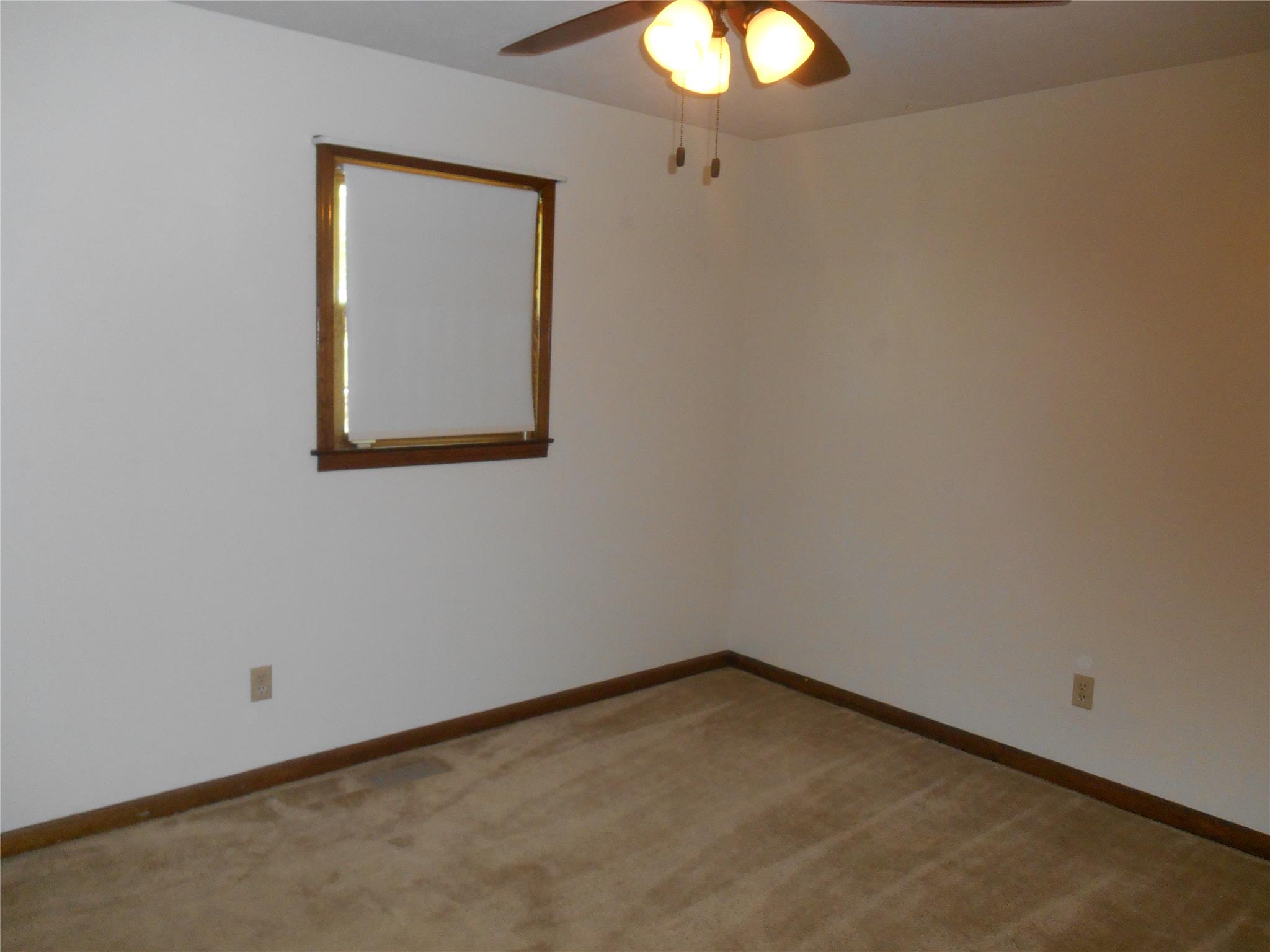 139 N Lake Dr, Lagrange, GA 30240 photo 10
