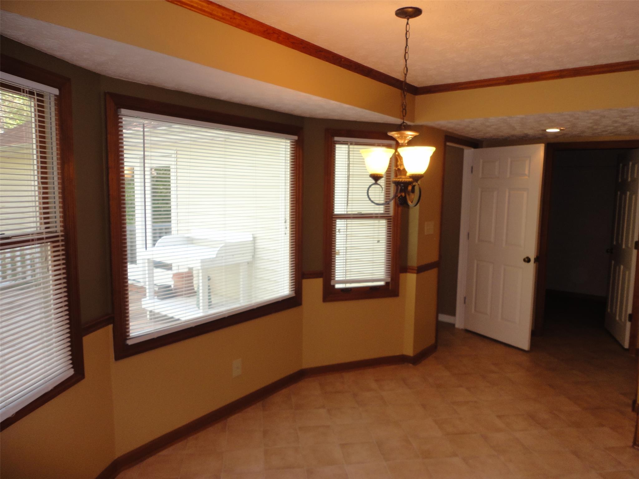 102 Smokey Cv, Lagrange, GA 30240 photo 8