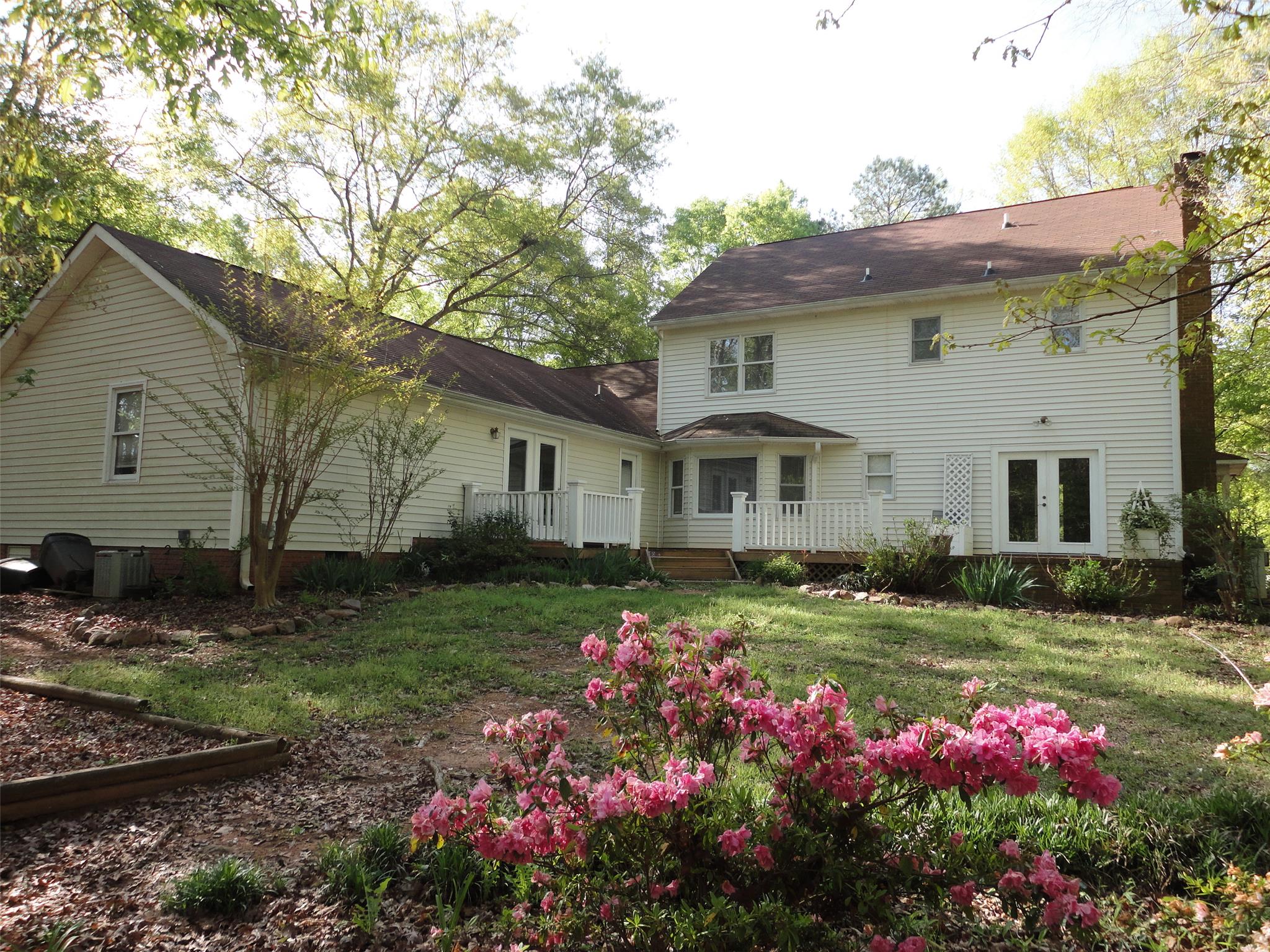 102 Smokey Cv, Lagrange, GA 30240 photo 3