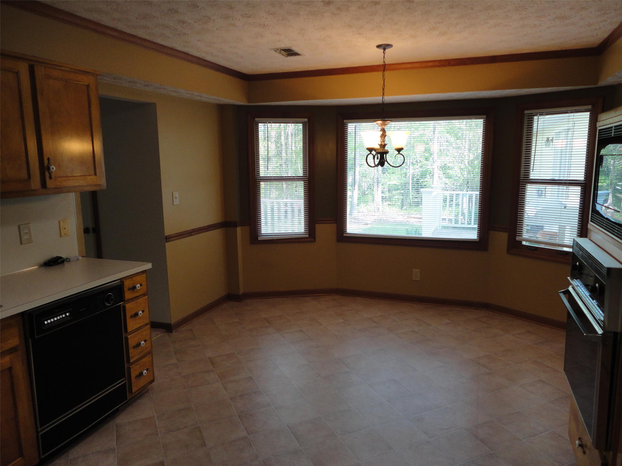 102 Smokey Cv, Lagrange, GA 30240 photo 12