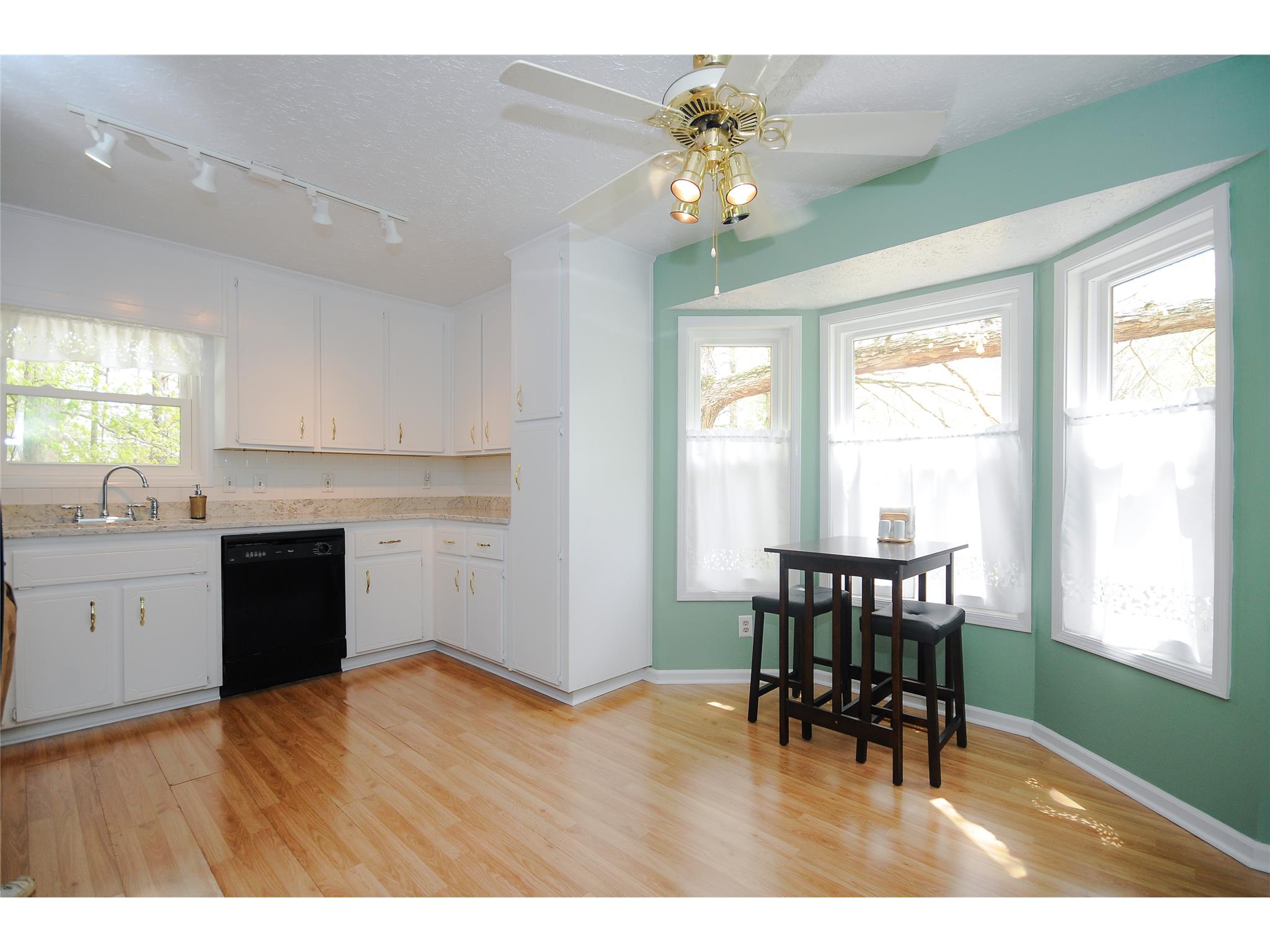 979 Tyrell Dr, Austell, GA 30106 photo 13