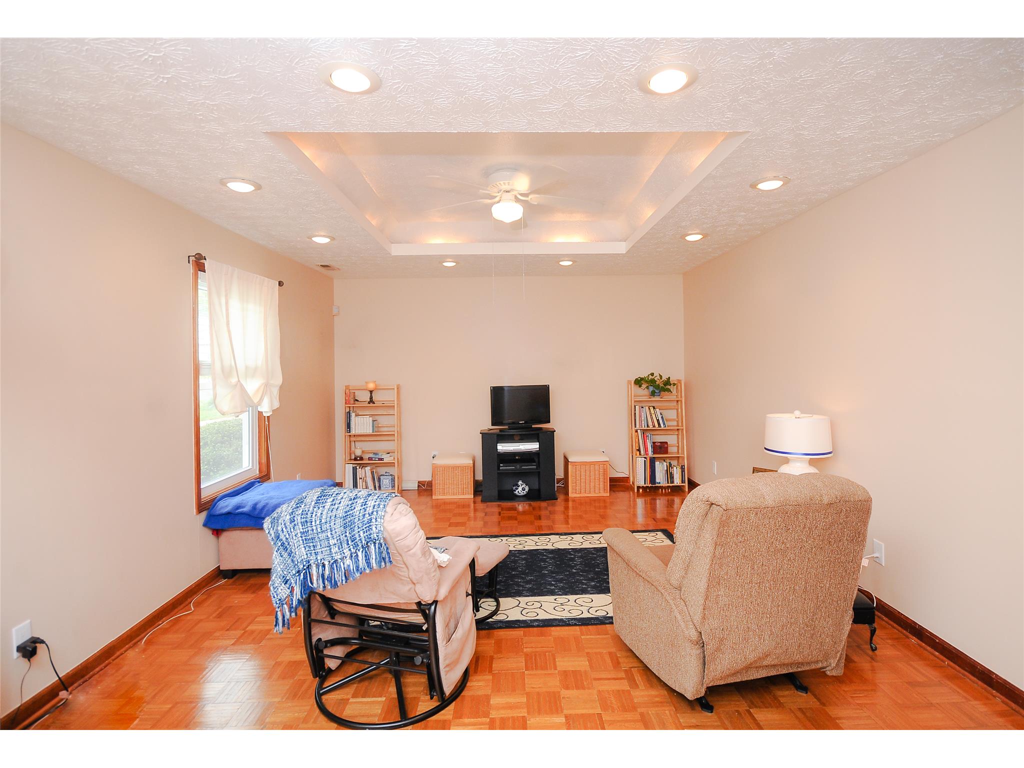 979 Tyrell Dr, Austell, GA 30106 photo 3