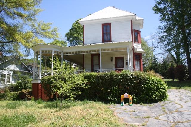 257 Walnut St, Toccoa, GA 30577 photo 1